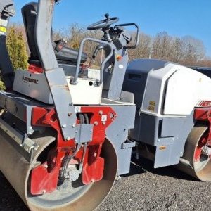 foto 4t/1.3m roller tandem Dynapac CC1300 diesel Kubota